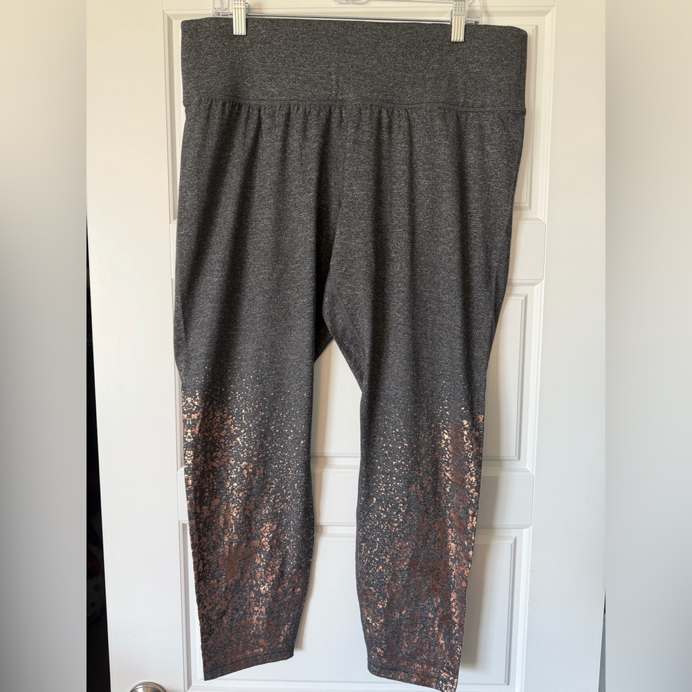 Women’s Gray Leggings with Rose Gold Splash